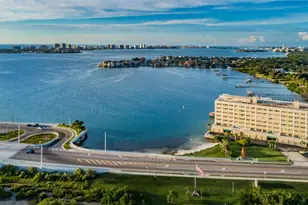 100 Bluff View Dr, Belleair Bluffs, FL 33770 - Photo 1