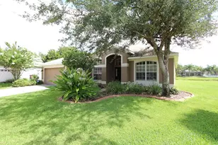 15102 Shearcrest Dr, Lithia, FL 33547 - Photo 1