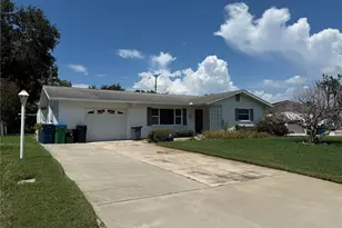 10719 Village Green Ave, Seminole, FL 33772 - Photo 1