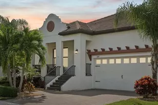 1029 Seagrape Dr, Ruskin, FL 33570 - Photo 1