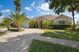 8 Lakeside Pl W, Palm Coast, FL 32137 - Photo 1