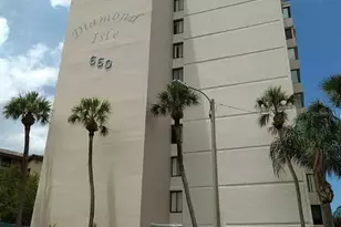 660 Island Way, Clearwater, FL 33755 - Photo 1