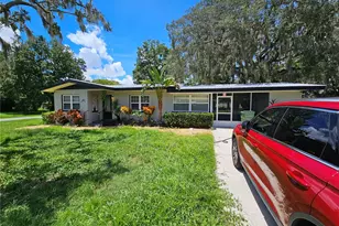 307 Cooke St, Leesburg, FL 34748 - Photo 1