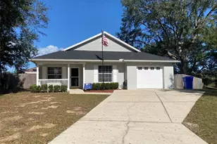 1140 Juniper Ct, Tavares, FL 32778 - Photo 1