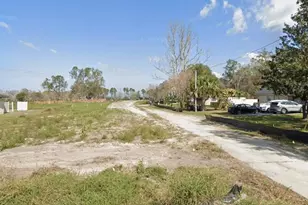 544 Walker, Oakland, FL 34787 - Photo 1