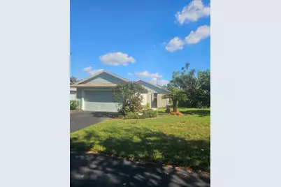801 Saintclair Circle #801, Venice, FL 34285 - Photo 1