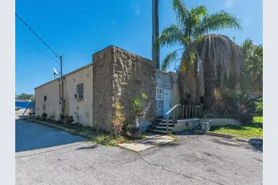 1267 N Highland Avenue, Clearwater, FL 33755 - Photo 1