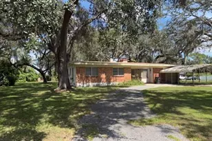 1210 Lakeside Dr, Brandon, FL 33510 - Photo 1