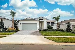 1725 Point Grace Rd, Tavares, FL 32778 - Photo 1