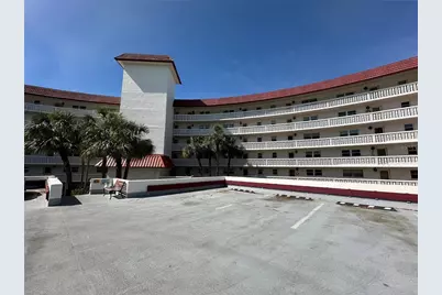 601 N McDonald Street #406, Mount Dora, FL 32757 - Photo 1