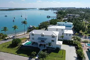 718 Linley St, Longboat Key, FL 34228 - Photo 1