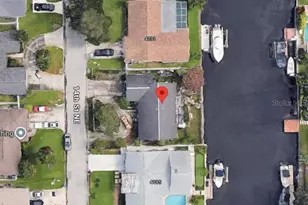 4201 14th St NE, Saint Petersburg, FL 33703 - Photo 1