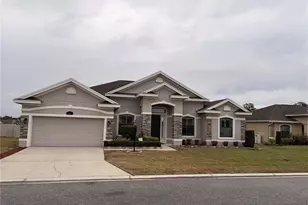 1307 Evergreen Park Cir, Lakeland, FL 33813 - Photo 1