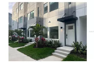 879 6th Ave S, Saint Petersburg, FL 33701 - Photo 1