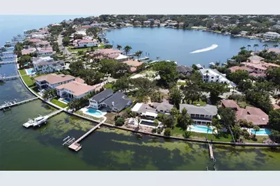 1967 Brightwaters Boulevard NE, Saint Petersburg, FL 33704 - Photo 1