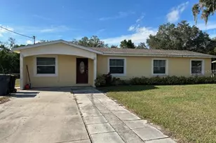 2660 Gordon St, Mulberry, FL 33860 - Photo 1