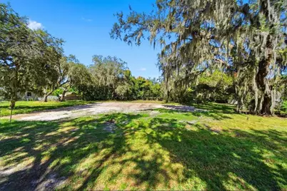 329 E Gulley Avenue, Oakland, FL 34760 - Photo 1