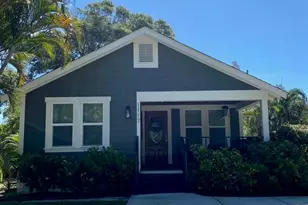 1117 17th St N, Saint Petersburg, FL 33713 - Photo 1