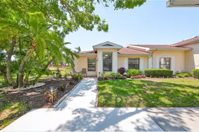 319 Kelsey Way #1, Sun City Center, FL 33573 - Photo 1