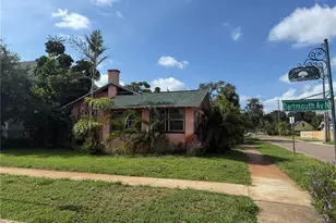 2562 Dartmouth Ave N, Saint Petersburg, FL 33713 - Photo 1