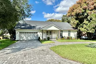 1027 Campbell Ave, Lake Wales, FL 33853 - Photo 1