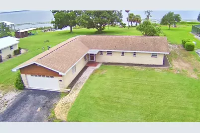 823 N Lake Reedy Boulevard, Frostproof, FL 33843 - Photo 1