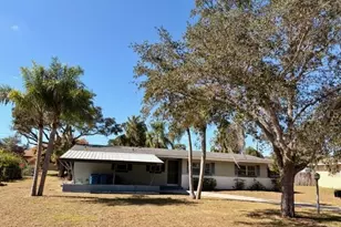 825 Blackwood Dr, Lake Wales, FL 33898 - Photo 1