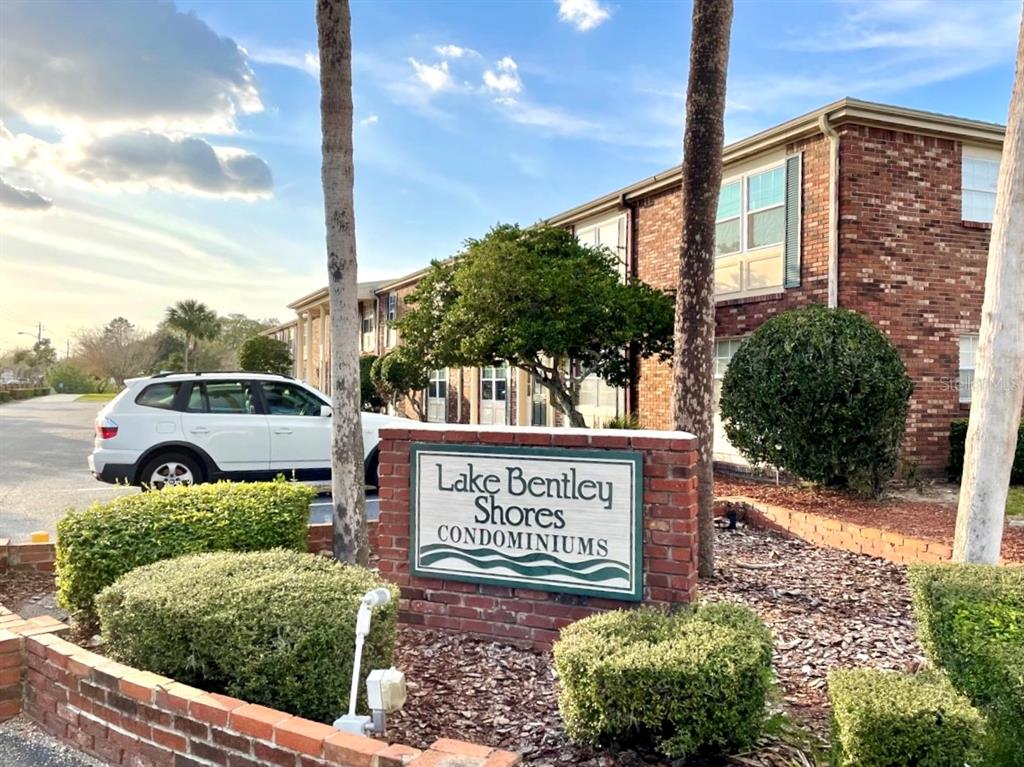 1920 E Edgewood Dr L2, Lakeland, FL 33803 MLS L4935918 Coldwell Banker