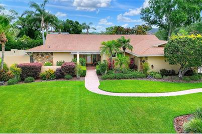 928 Brookwood Drive, Lakeland, FL 33813 - Photo 1