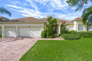 988 Classic View Dr, Auburndale, FL 33823 - Photo 1