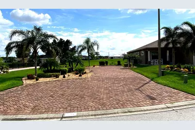 724 Teaberry Trail, Polk City, FL 33868 - Photo 1