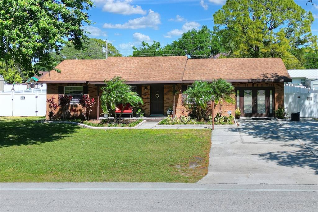 2329 Duff Rd, Lakeland, FL 33810 - MLS L4951530 - Coldwell Banker