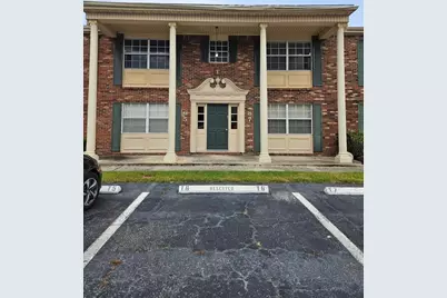 1920 E Edgewood Drive #T6, Lakeland, FL 33803 - Photo 1