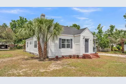 725 Avenue B SW, Winter Haven, FL 33880 - Photo 1