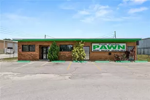 1710 S Combee Rd, Lakeland, FL 33801 - Photo 1