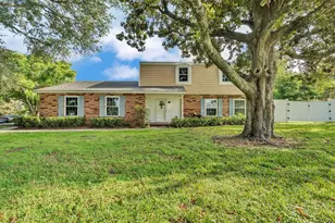 1910 Clubhouse Rd, Lakeland, FL 33813 - Photo 1