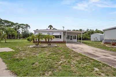 752 Knotty Pine Circle, North Fort Myers, FL 33917 - Photo 1