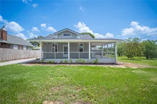 783 E Central Ave, Eagle Lake, FL 33839 - Photo 1
