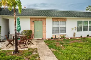 7713 39th Ave N, Saint Petersburg, FL 33709 - Photo 1