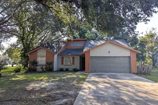 4720 Wildflower Dr Dr, Lakeland, FL 33811 - Photo 1