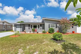 686 22nd St NW, Winter Haven, FL 33880 - Photo 1