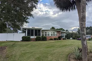 61 Woodland Cir, Haines City, FL 33844 - Photo 1