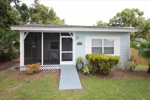 928 E Valencia St, Lakeland, FL 33805 - Photo 1