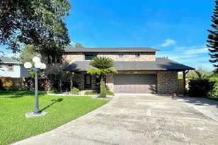 4745 Highlands Pl Cir, Lakeland, FL 33813 - Photo 1
