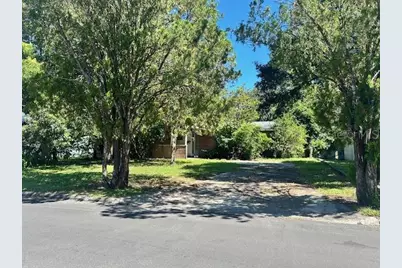 549 Young Place, Lakeland, FL 33803 - Photo 1