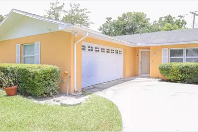 631 Queens Loop N, Lakeland, FL 33803 - Photo 1