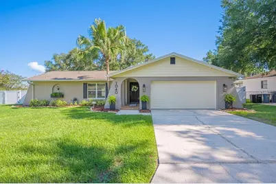 1040 Shadowbrook Drive N, Lakeland, FL 33813 - Photo 1