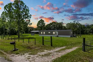 12406 Country Side Dr, Lakeland, FL 33809 - Photo 1