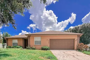 5721 Manchester Dr W, Lakeland, FL 33810 - Photo 1