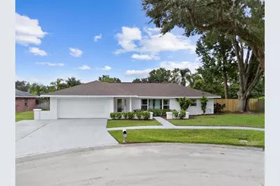 103 Oak Square N, Lakeland, FL 33813 - Photo 1